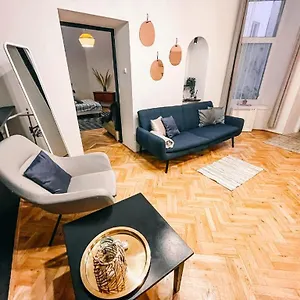 Karmelicka Apartament